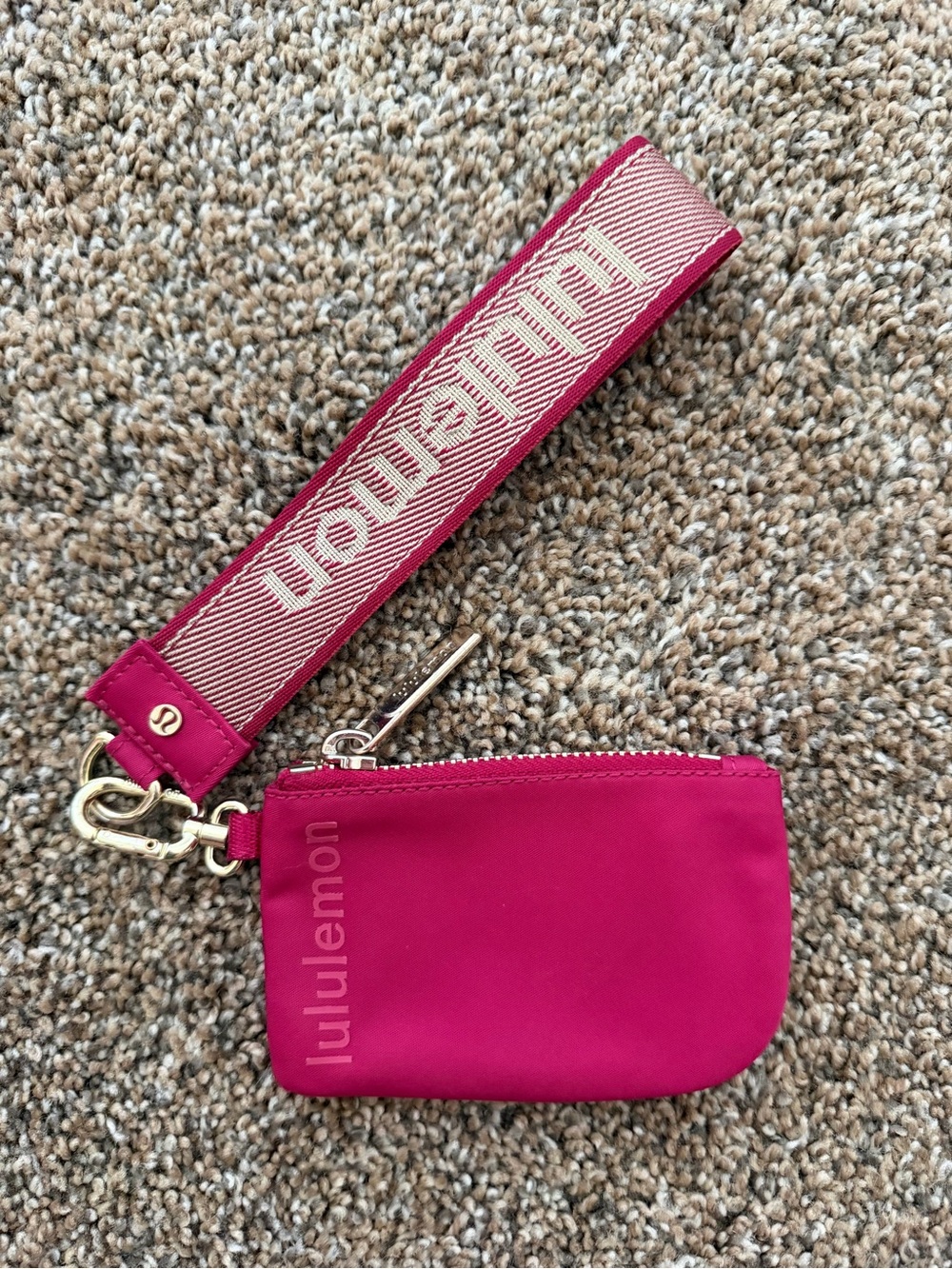 LULULEMON Pouch Wristlet in Berry Rumble Metallic Wordmark